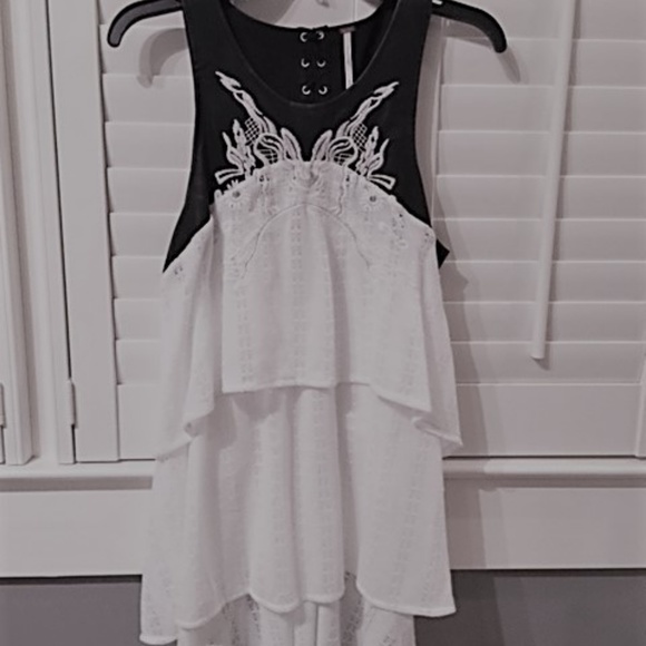 Free People 'Dark Night' Tiered High/Low Tank M - Picture 3 of 5